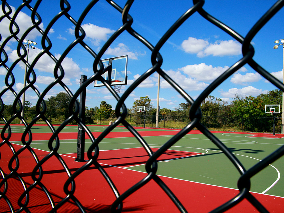 Dayton Ohio Commercial fence installation company