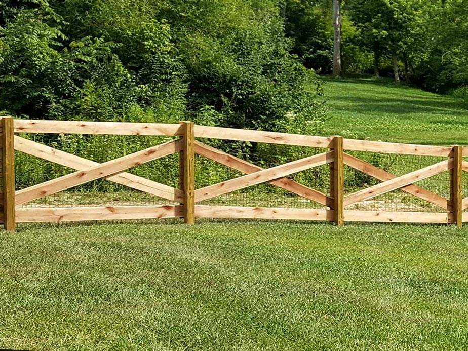 Farm Crossbuck Fence in Dayton Ohio