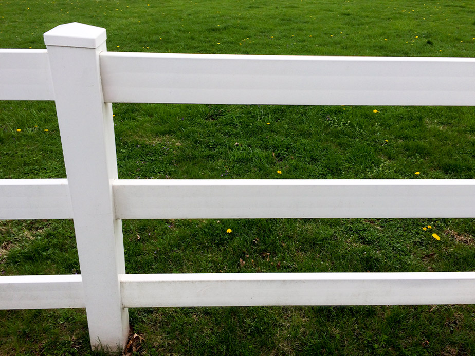 Farm Vinyl Rail Fence in Dayton Ohio