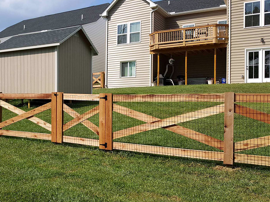 Brookville Ohio residential fencing company